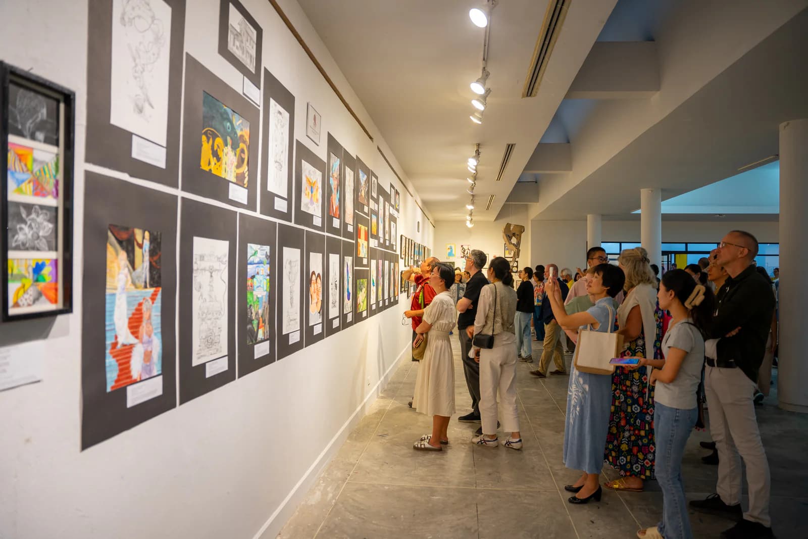 Exhibitions & Showcases