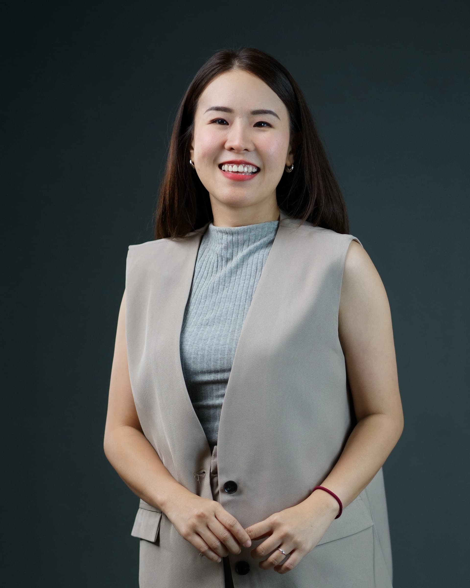 Ms. Eiam Wongkanchai